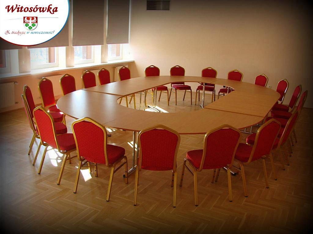 Pokoje Goscinne W Centrum Kultury Wsi Polskiej Wierzchoslawice Exterior foto